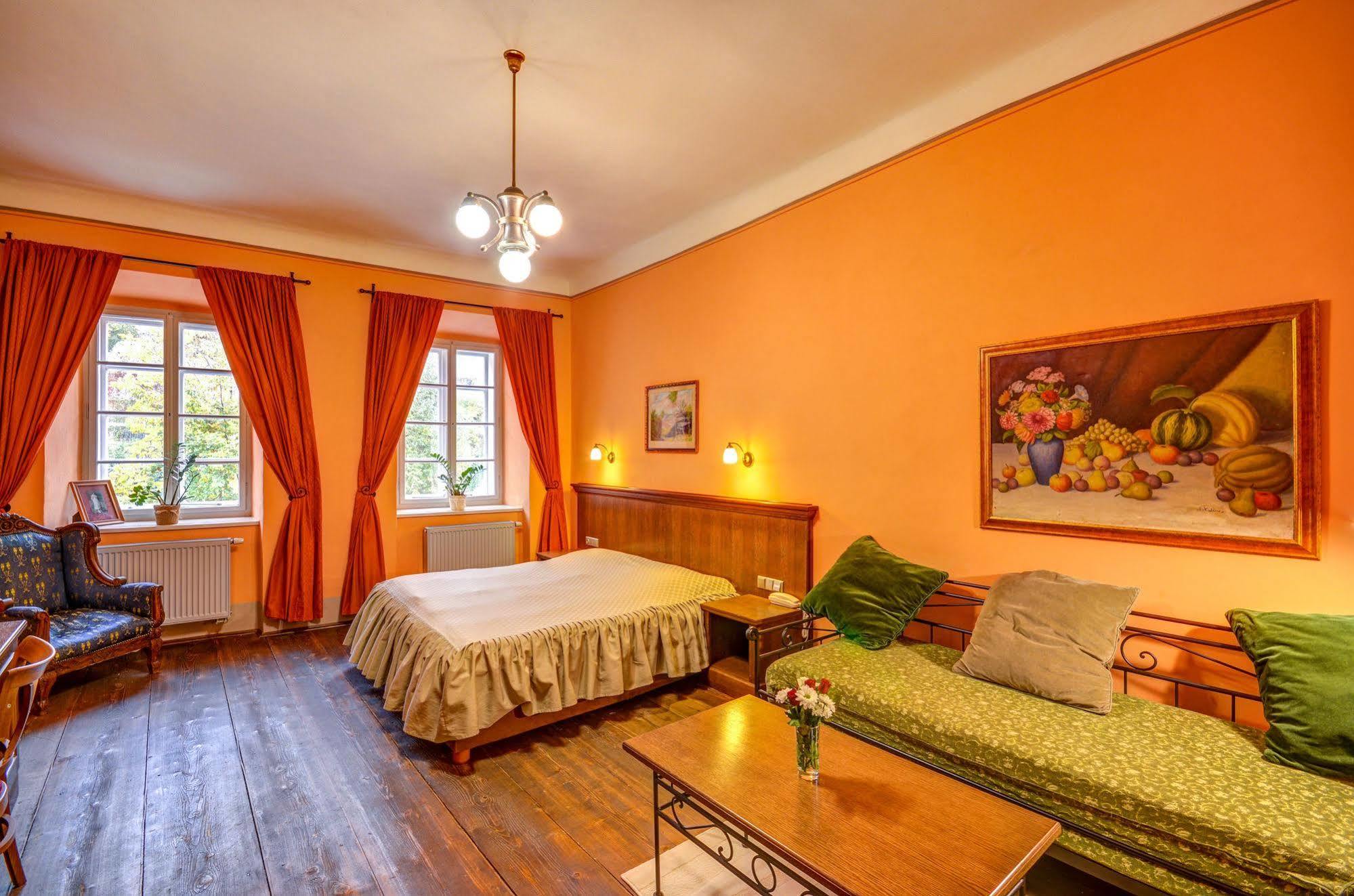 Český Krumlov Hotel Edward Kelly מראה חיצוני תמונה