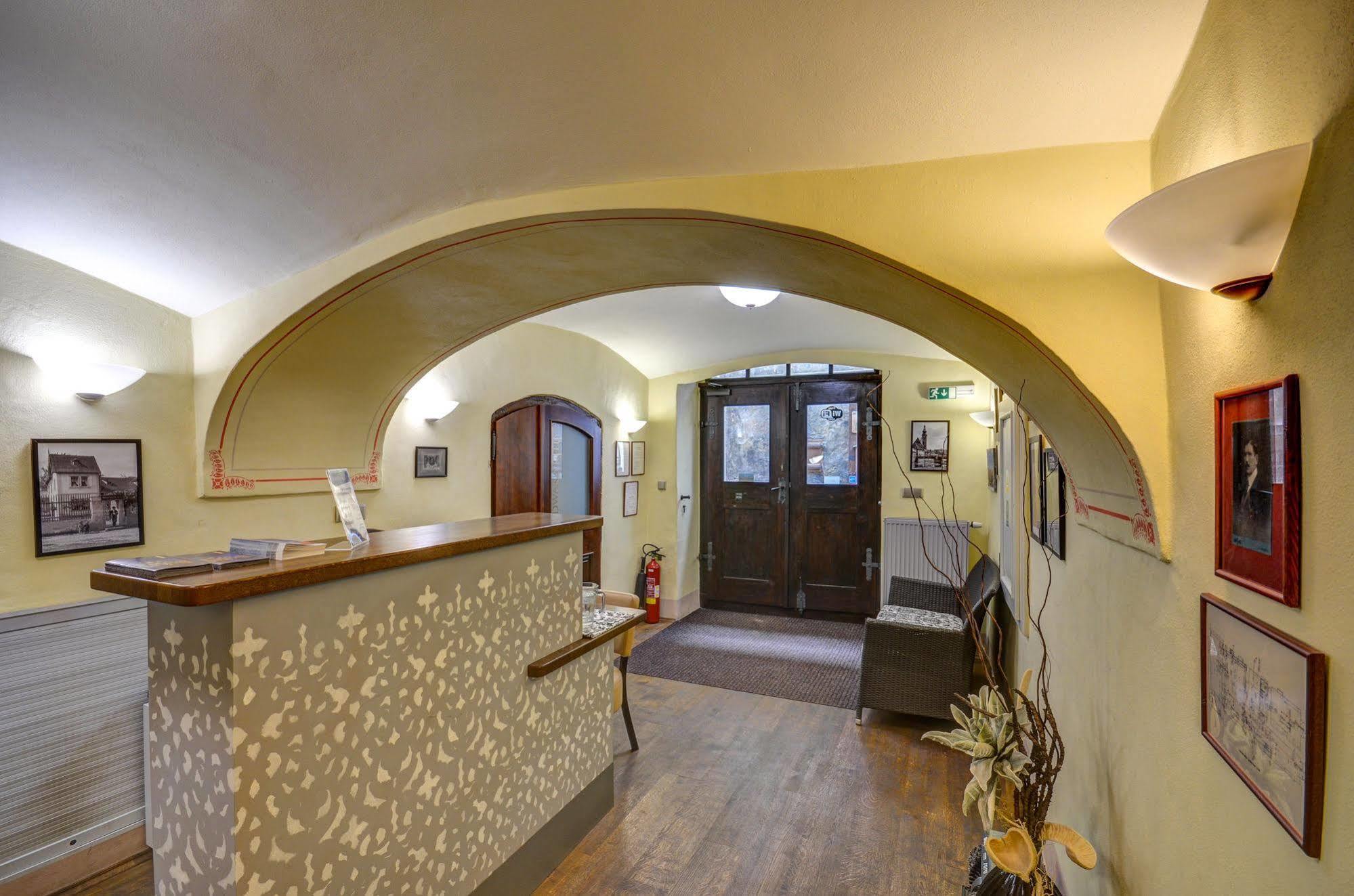 Český Krumlov Hotel Edward Kelly מראה חיצוני תמונה